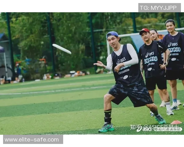 飞盘运动的魅力与挑战：深入探讨重庆飞盘队的耐力训练与发展之路